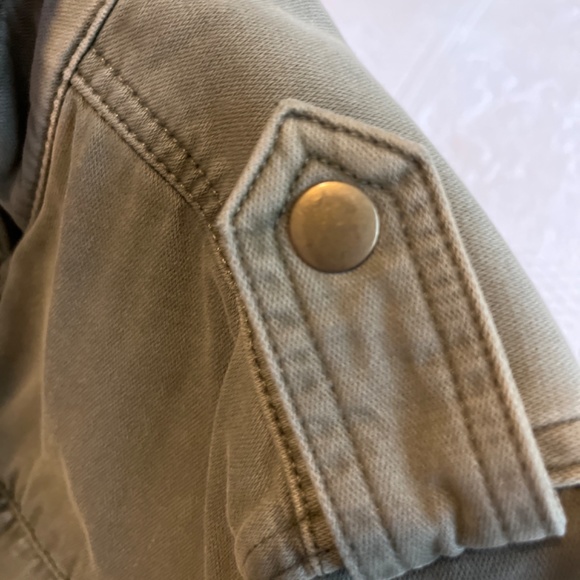 Jacket - Picture 4 of 5